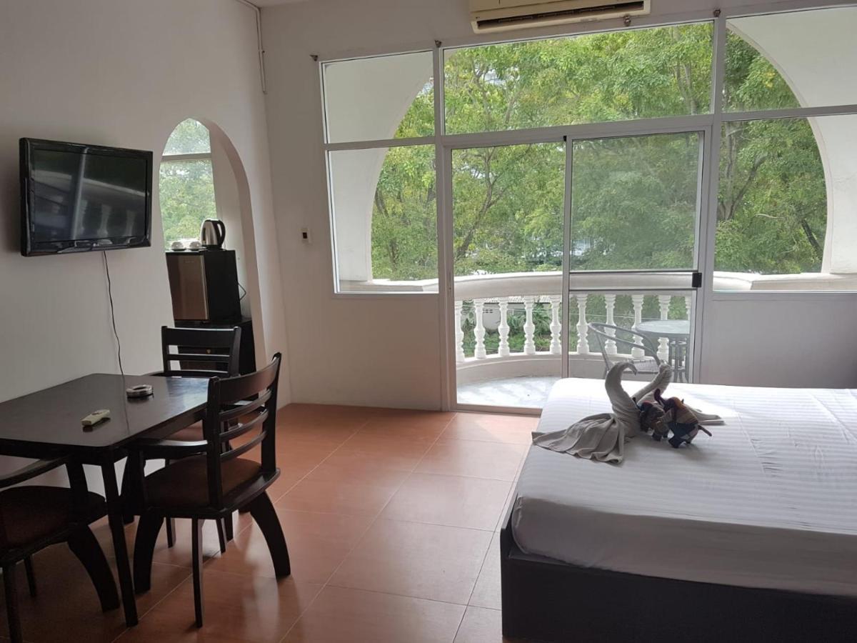 Doubleshot Guesthouse Jomtien Pattaya Dış mekan fotoğraf